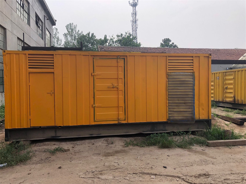 扶余柴油发电机如何判断新机油是否已经完全充满机油滤清器？