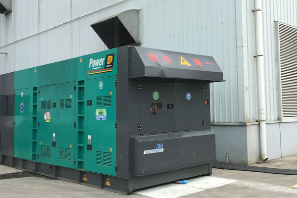 扶余燃油滤清器的更换流程是怎样的？