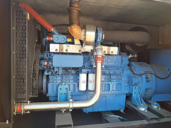 扶余柴油发电机组一般有几种电压输出？