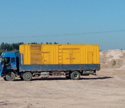 扶余发电机出租如何判断柴油发电机冷却液是否需要更换？