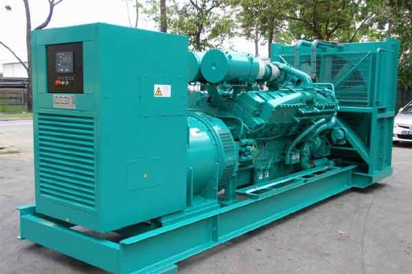 扶余柴油发电机组电压不稳定怎样维修？