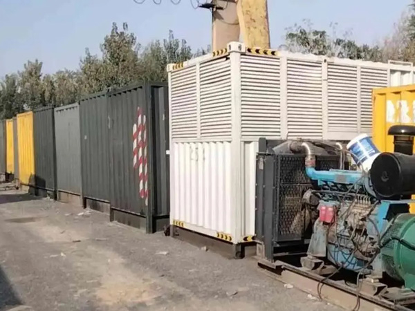 扶余200KW柴油发电机机组每小时油耗是多少？